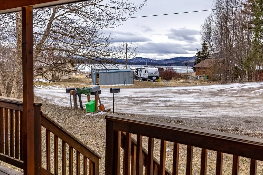 49386 Happy Trail Lane Proctor MT 59929