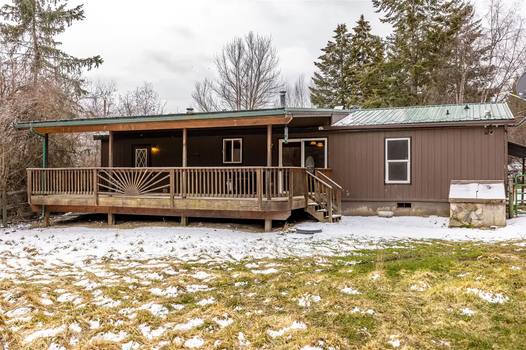 49386 Happy Trail Lane Proctor MT 59929