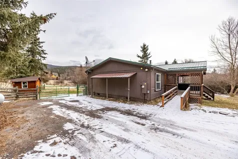 49386 Happy Trail Lane Proctor MT 59929
