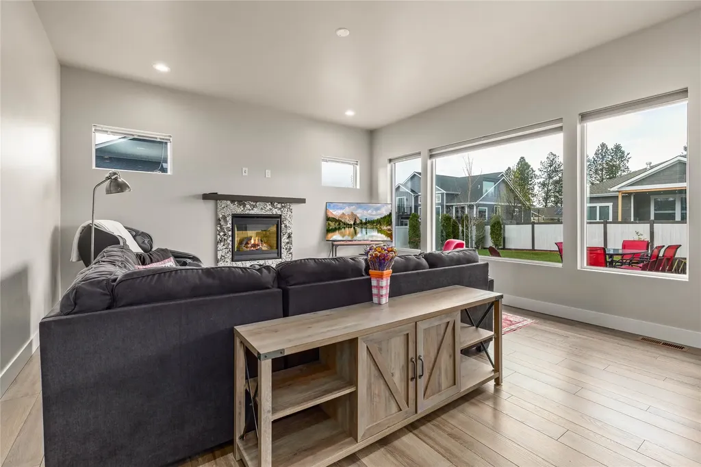 2718 Bundy Lane Missoula MT 59803