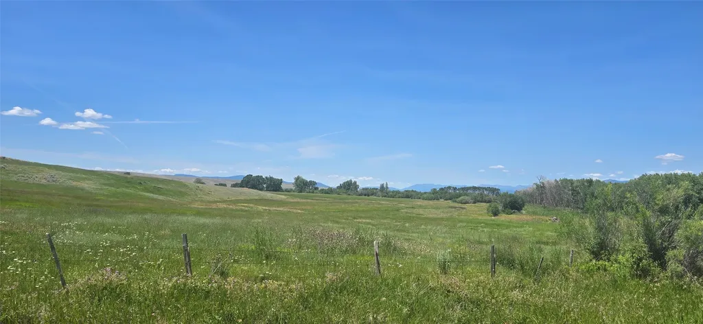 2A School House Meadows Helmville MT 59843