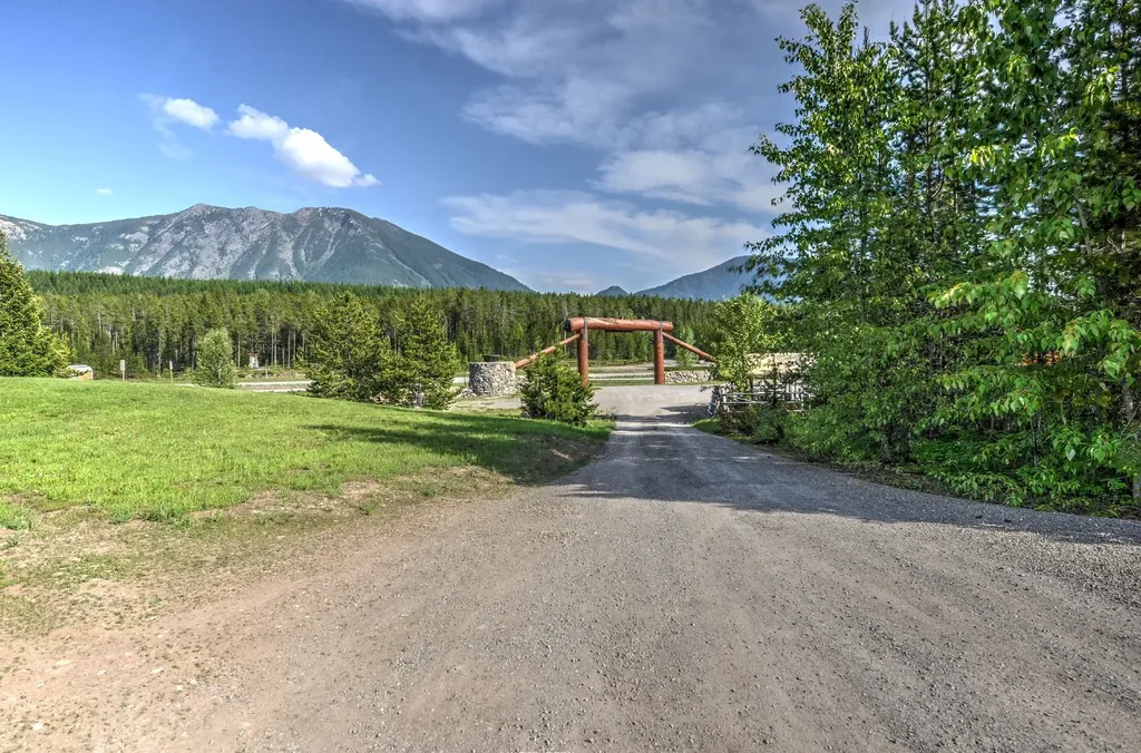 12135 Highway 2 E West Glacier MT 59936