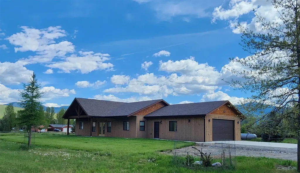 25 Mary Kay Road Plains MT 59859