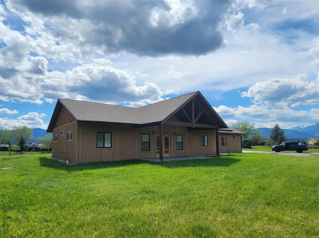 25 Mary Kay Road Plains MT 59859