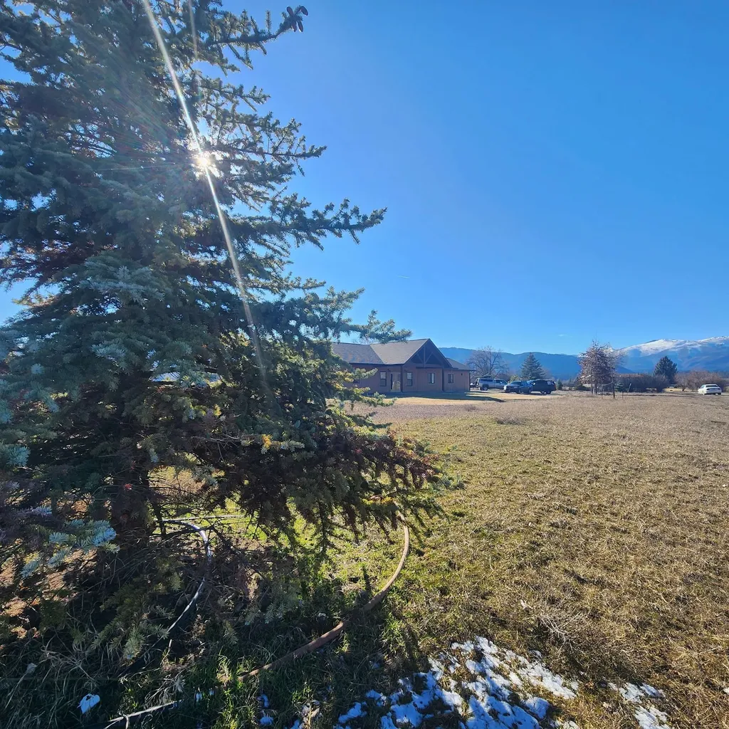 25 Mary Kay Road Plains MT 59859