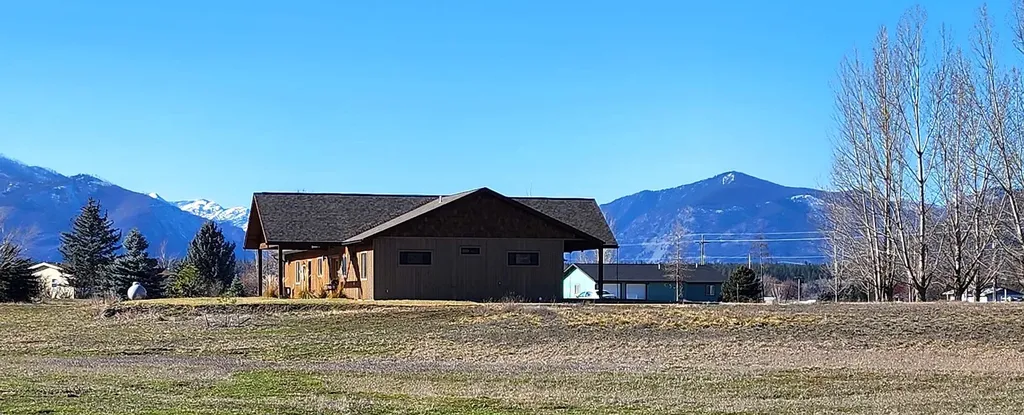 25 Mary Kay Road Plains MT 59859