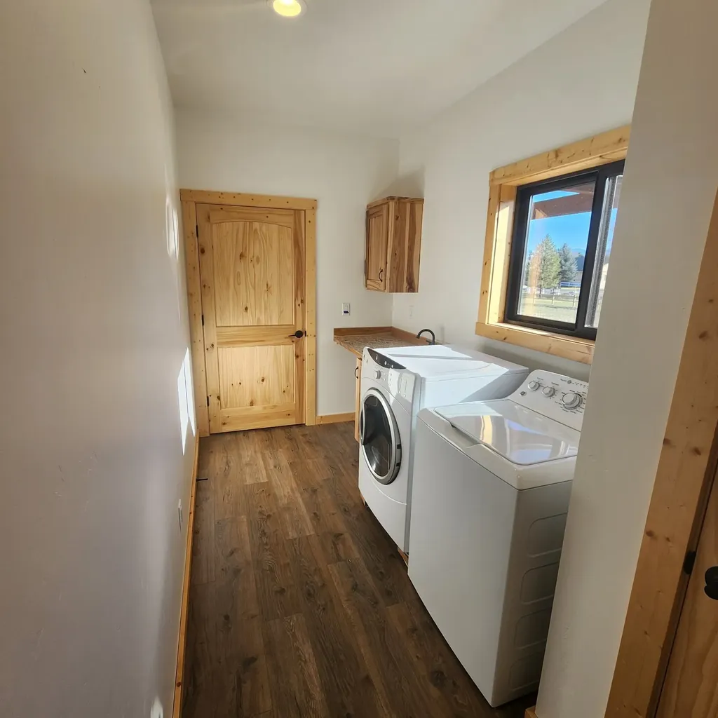25 Mary Kay Road Plains MT 59859