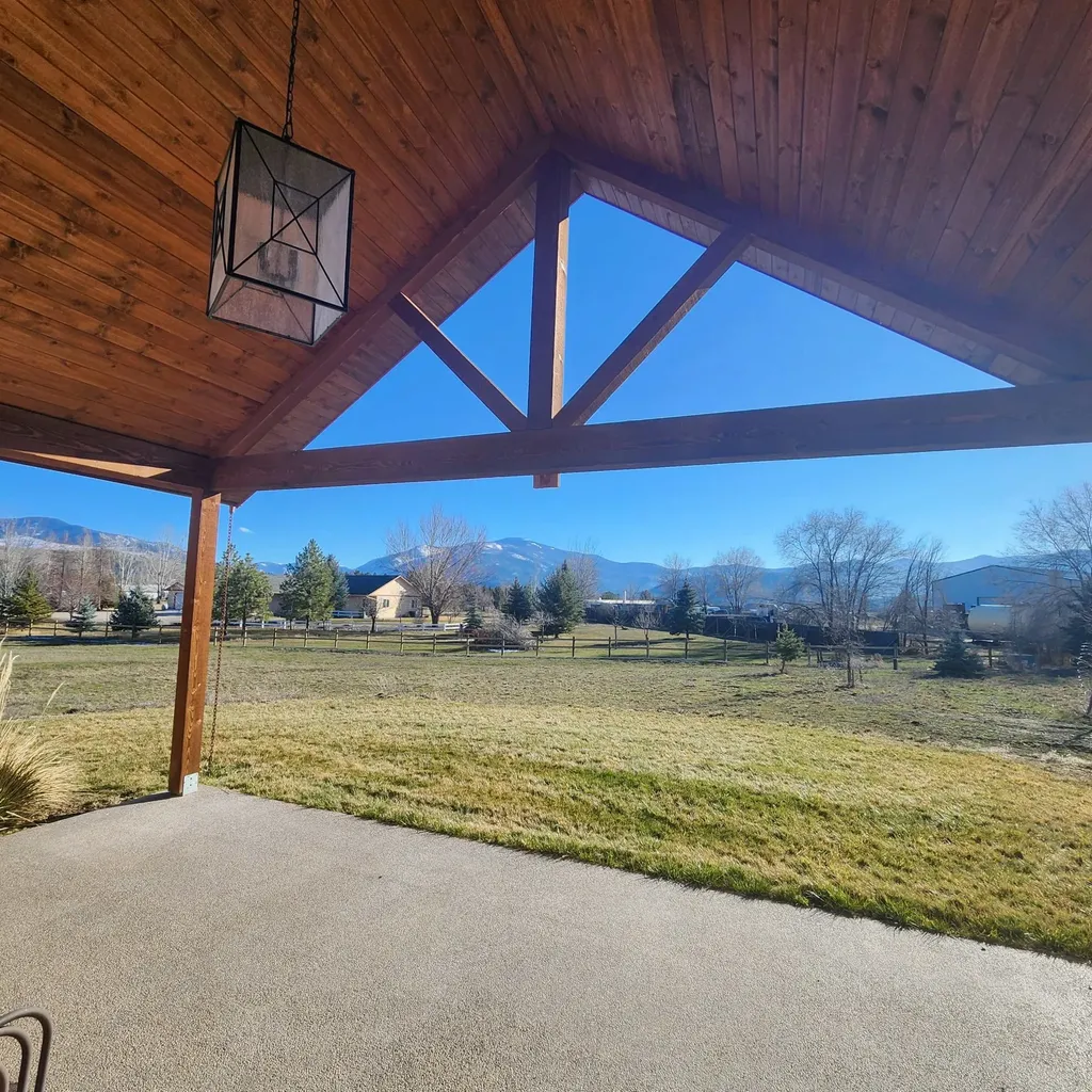 25 Mary Kay Road Plains MT 59859