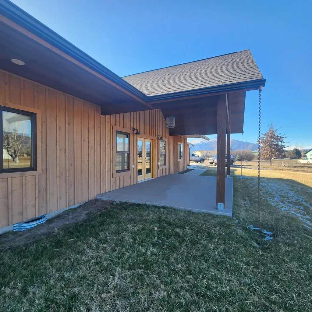 25 Mary Kay Road Plains MT 59859