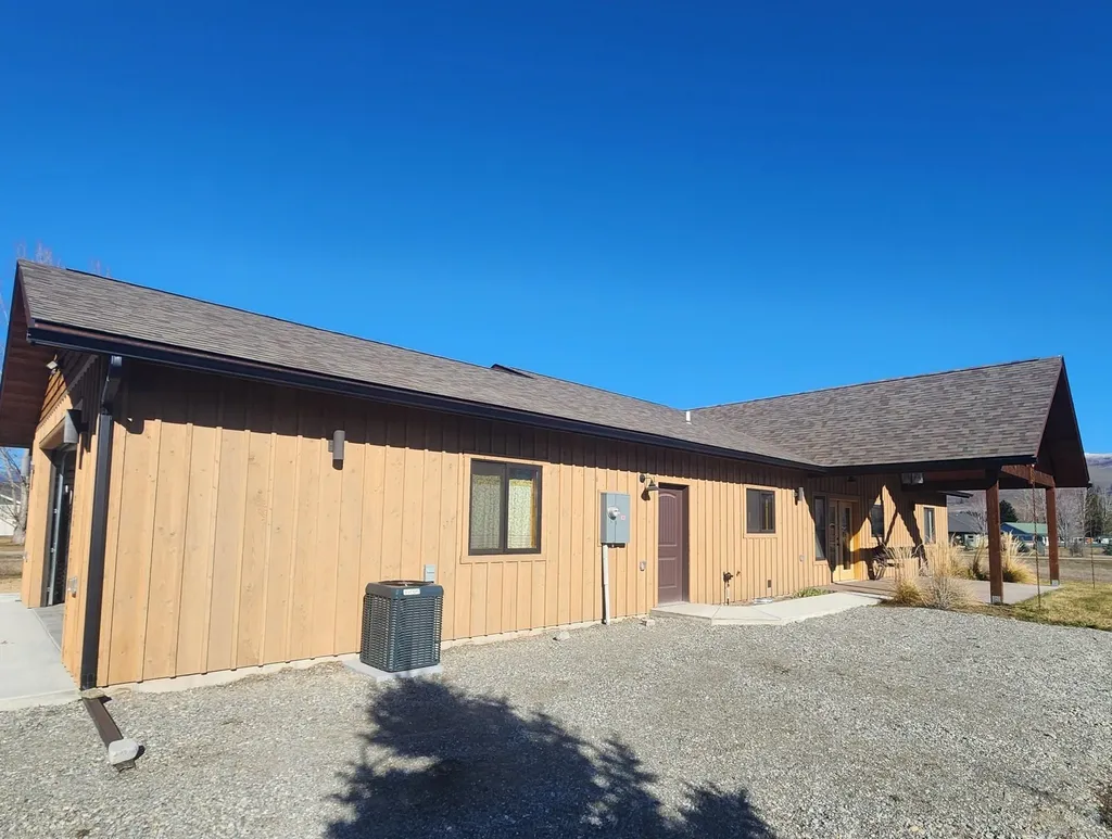 25 Mary Kay Road Plains MT 59859