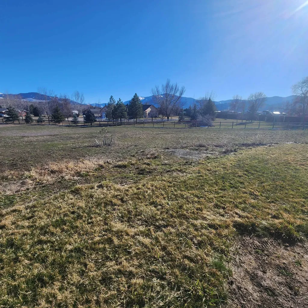 25 Mary Kay Road Plains MT 59859