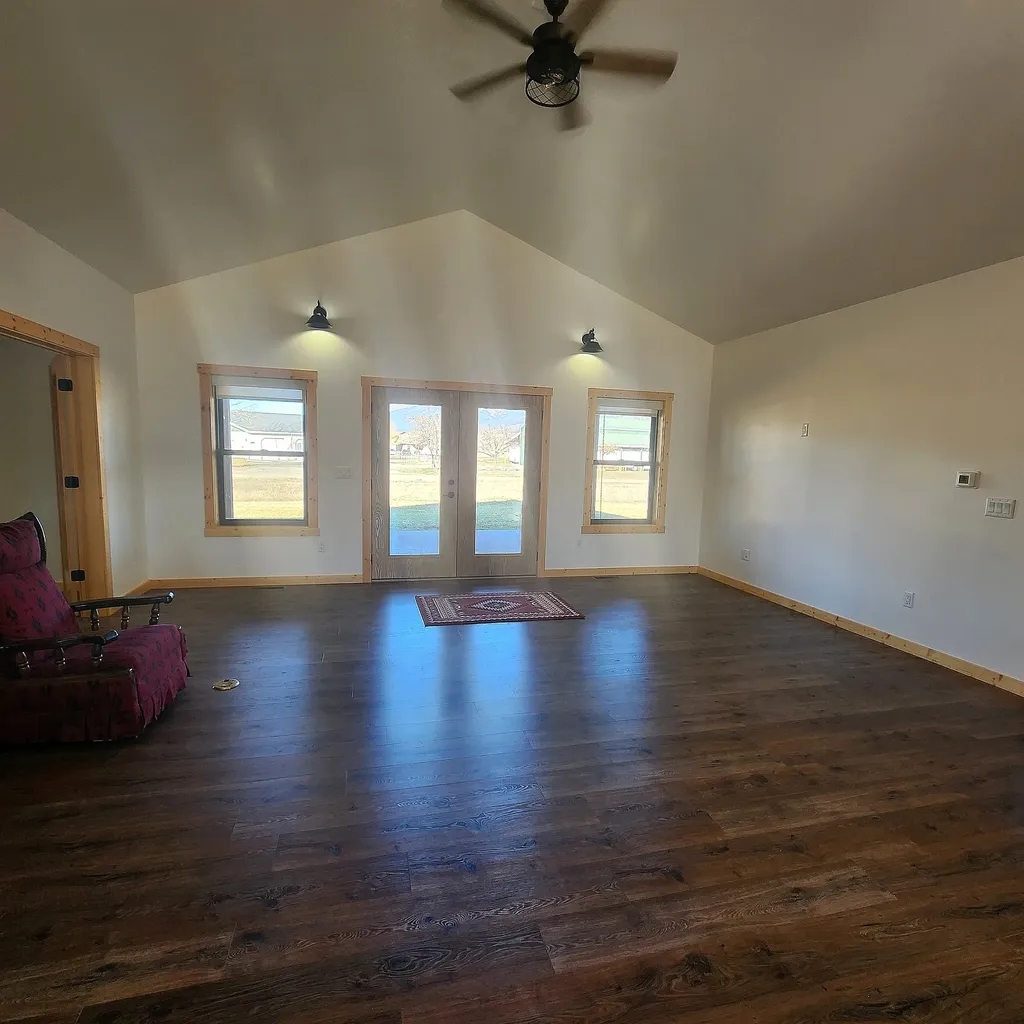 25 Mary Kay Road Plains MT 59859