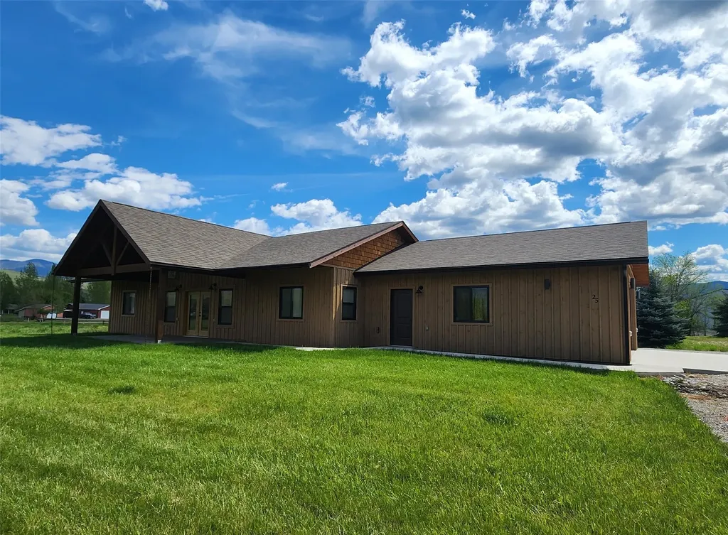 25 Mary Kay Road Plains MT 59859