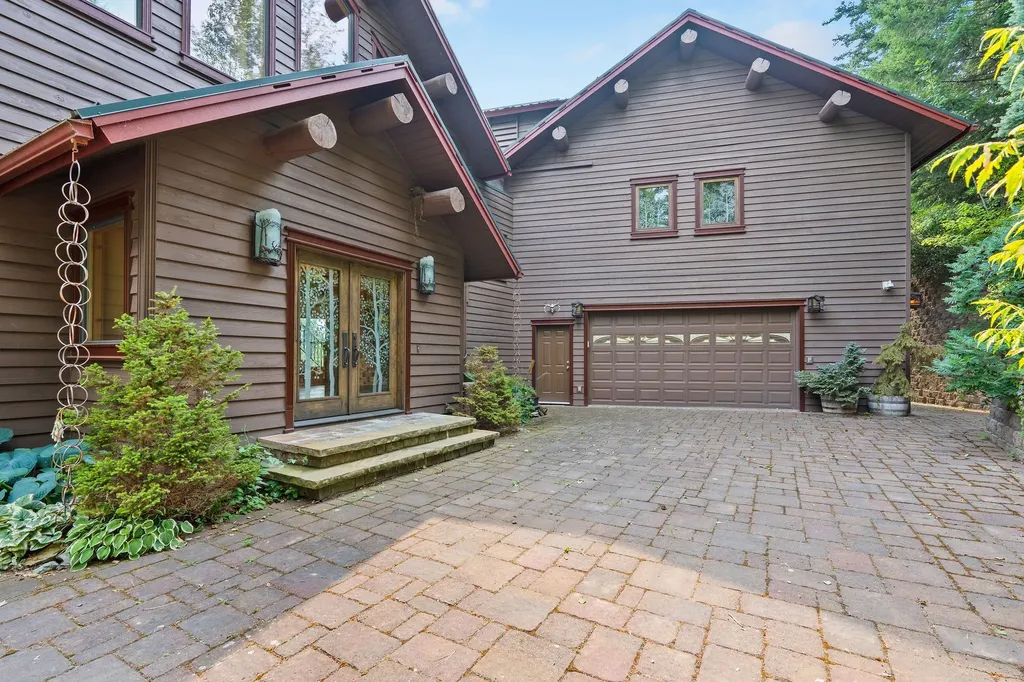 24037 Geri Lane Bigfork MT 59911