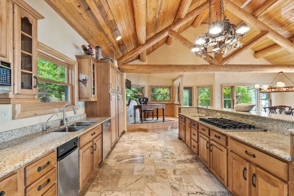 24037 Geri Lane Bigfork MT 59911
