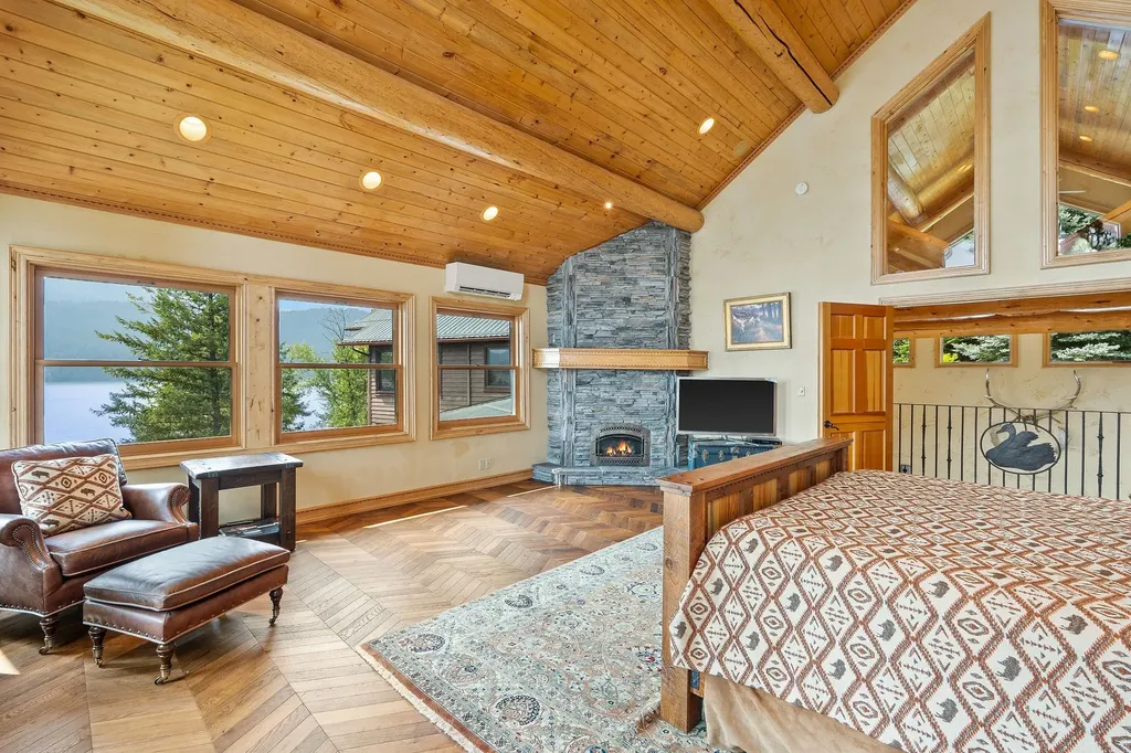 24037 Geri Lane Bigfork MT 59911