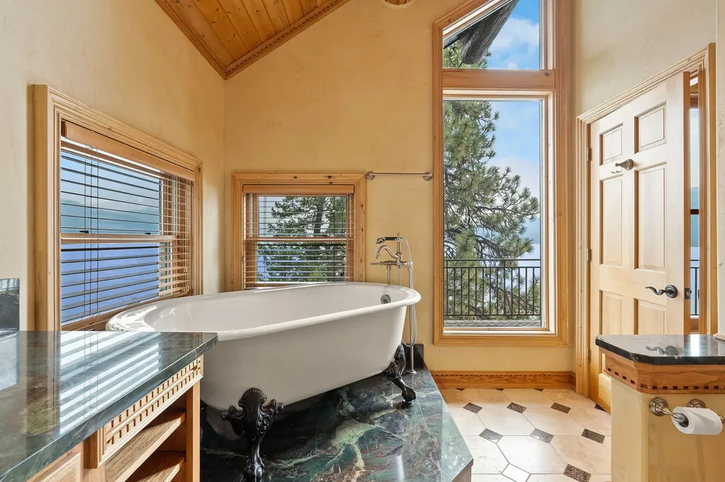 24037 Geri Lane Bigfork MT 59911