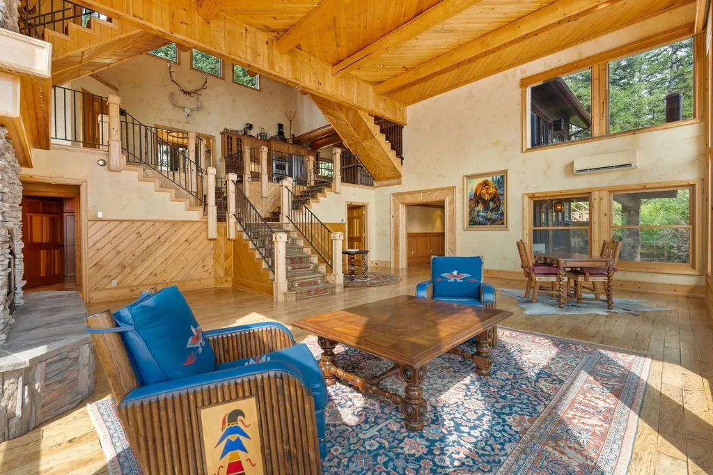 24037 Geri Lane Bigfork MT 59911