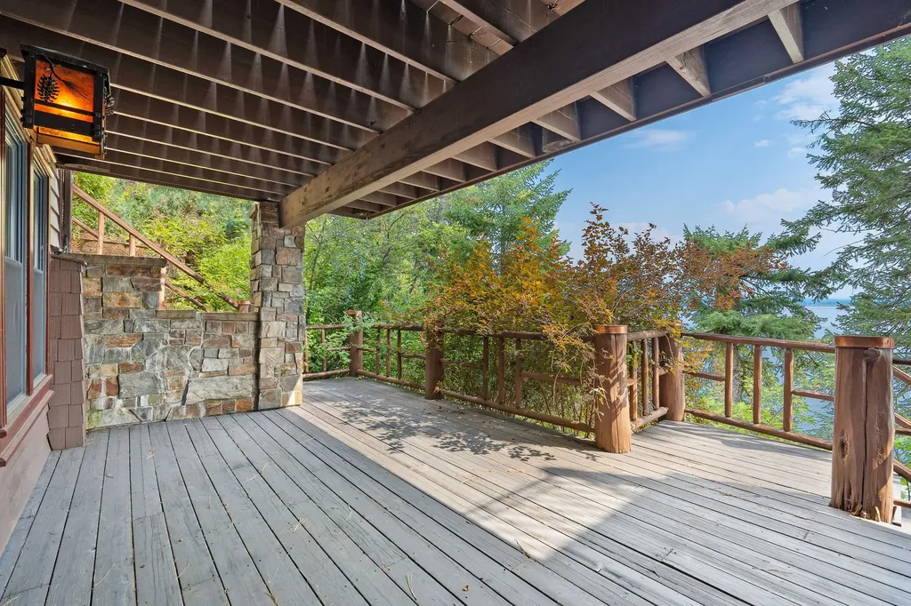 24037 Geri Lane Bigfork MT 59911