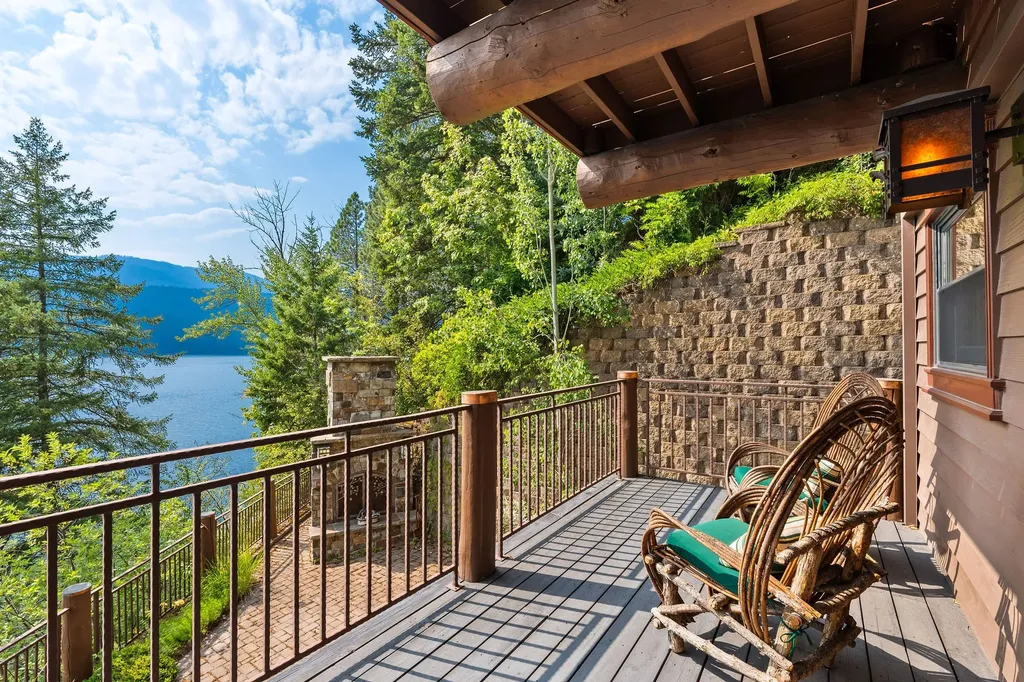24037 Geri Lane Bigfork MT 59911