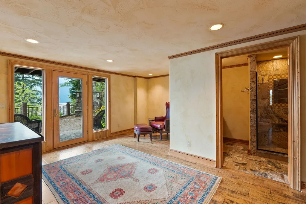 24037 Geri Lane Bigfork MT 59911