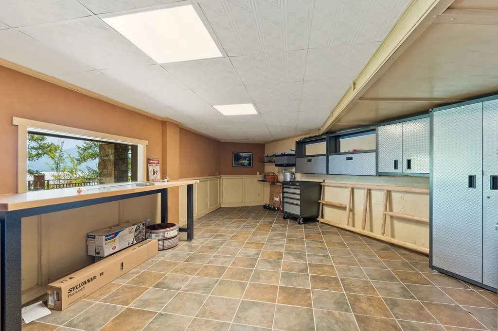 24037 Geri Lane Bigfork MT 59911