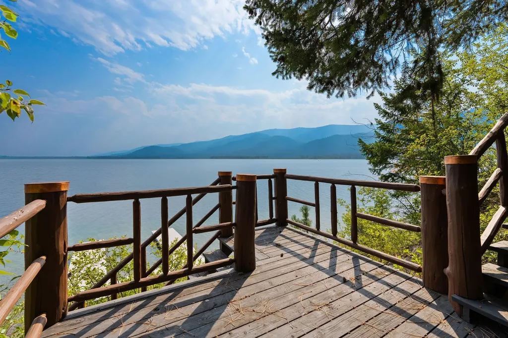 24037 Geri Lane Bigfork MT 59911