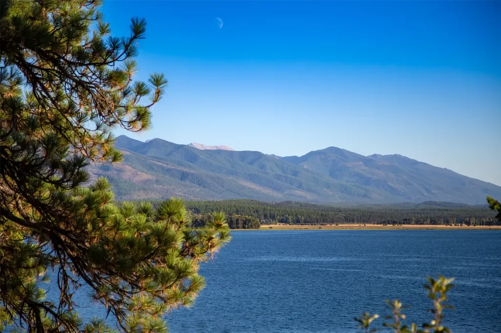 24037 Geri Lane Bigfork MT 59911