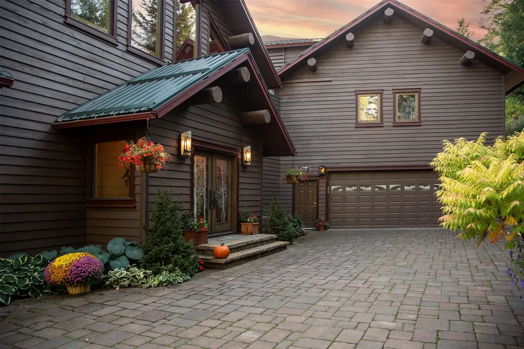 24037 Geri Lane Bigfork MT 59911