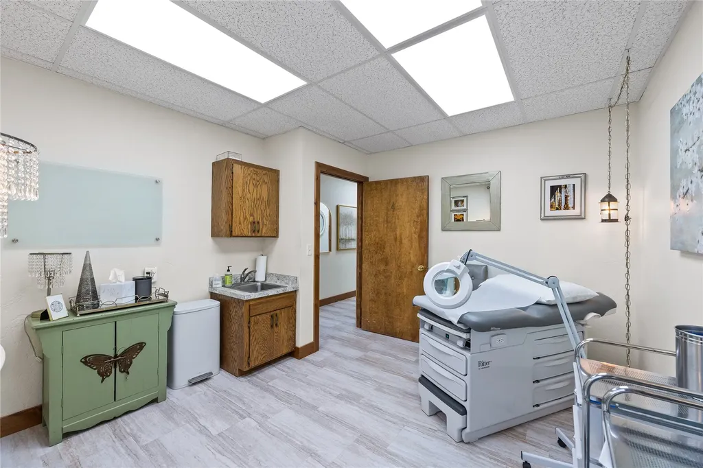 1297 Burns Way Kalispell MT 59901