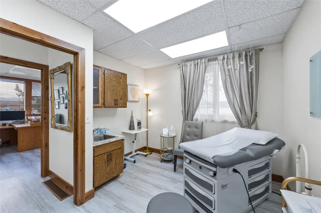 1297 Burns Way Kalispell MT 59901