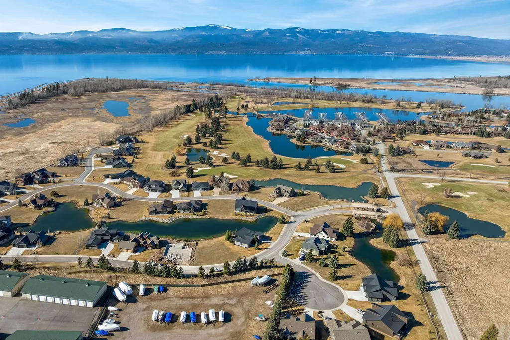 50 Lake Pointe Way Bigfork MT 59911