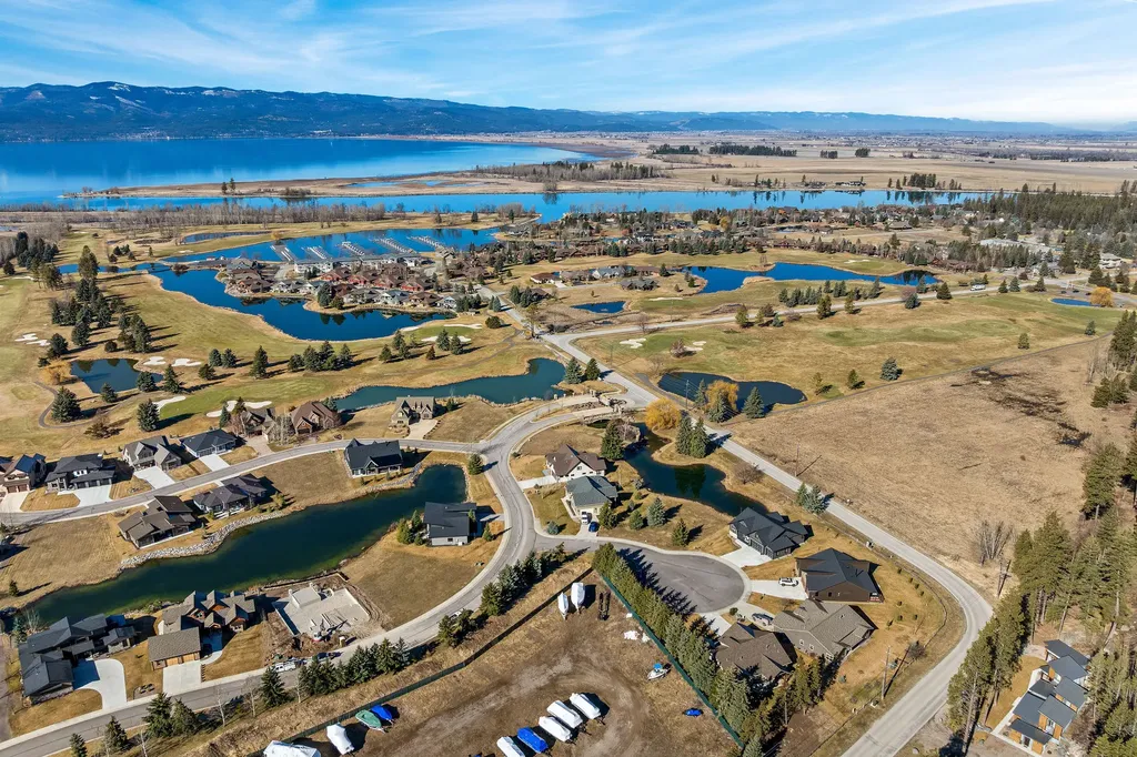 50 Lake Pointe Way Bigfork MT 59911