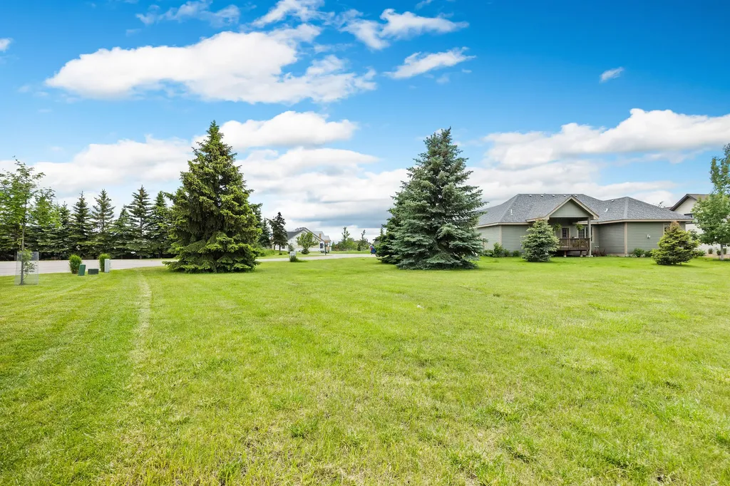 50 Lake Pointe Way Bigfork MT 59911