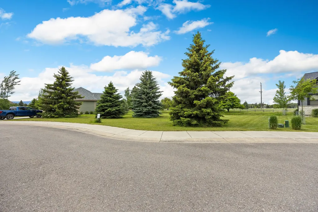 50 Lake Pointe Way Bigfork MT 59911