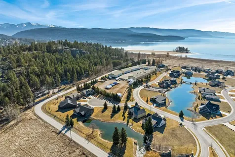 50 Lake Pointe Way Bigfork MT 59911