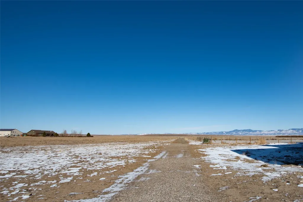 19 Berry Lane Townsend MT 59644