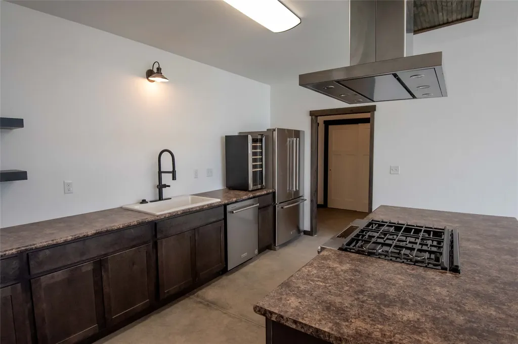 19 Berry Lane Townsend MT 59644