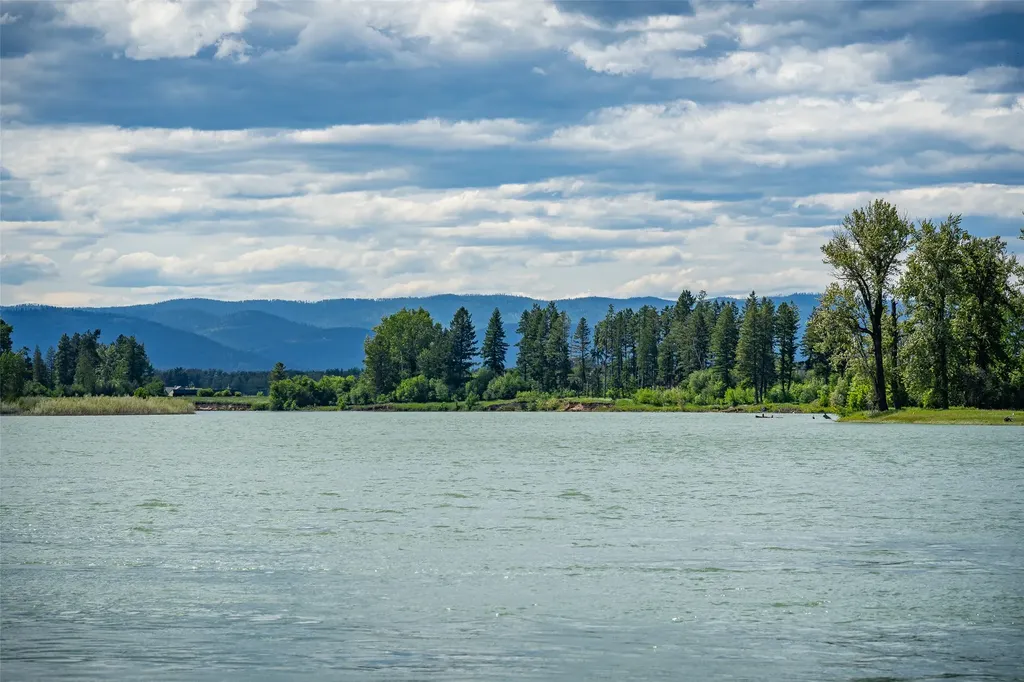 905 Wagner Lane Kalispell MT 59901