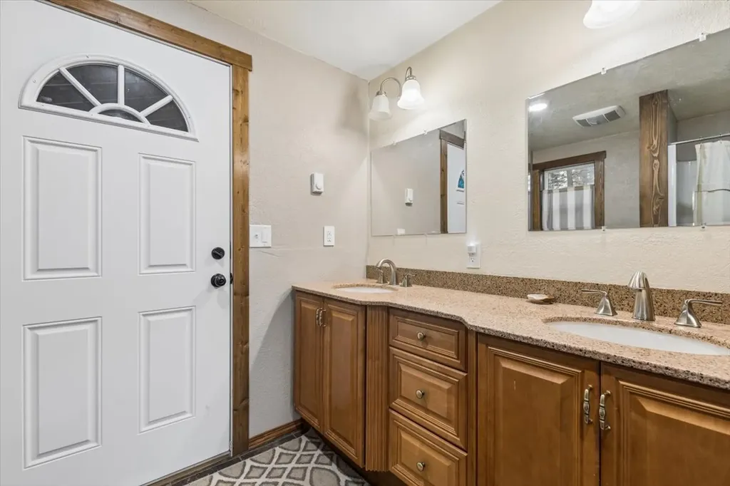 4496 Us Hwy 93 S Whitefish MT 59937