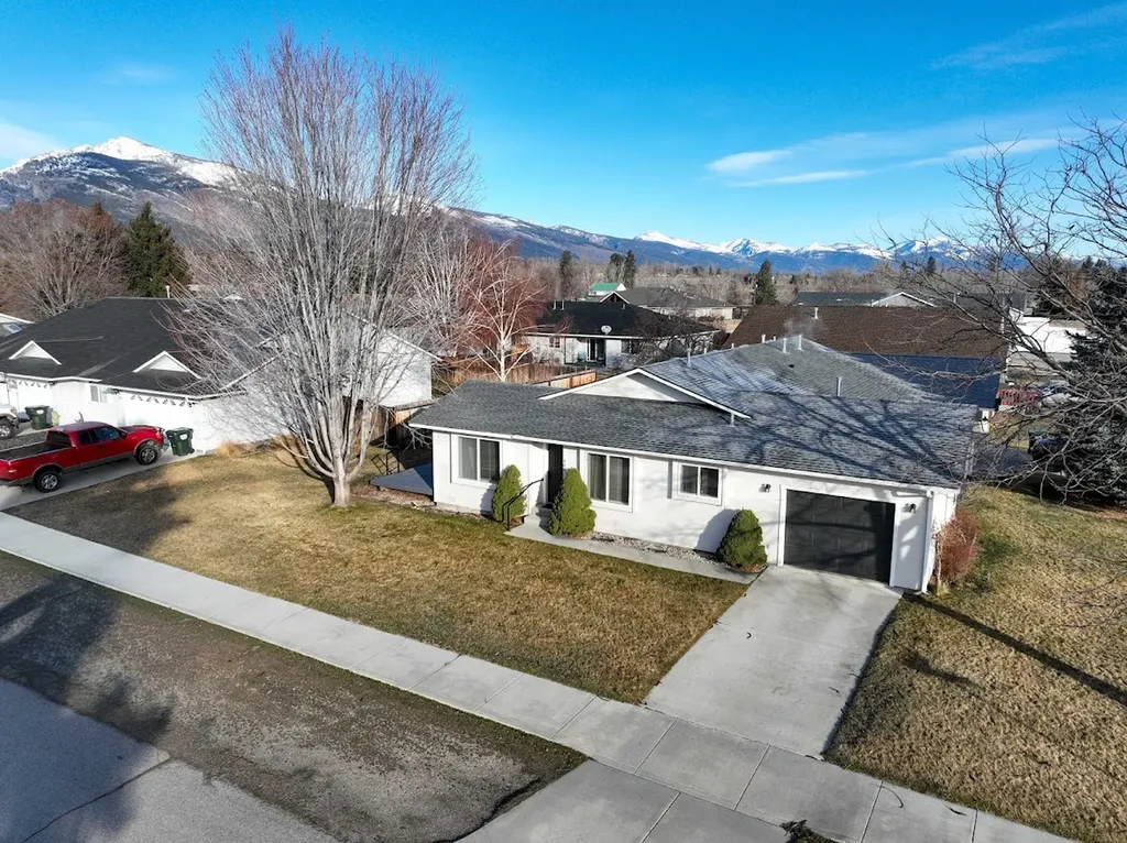 904 B Canyon View Loop Hamilton MT 59840
