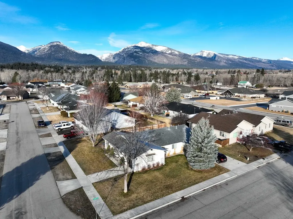 904 B Canyon View Loop Hamilton MT 59840