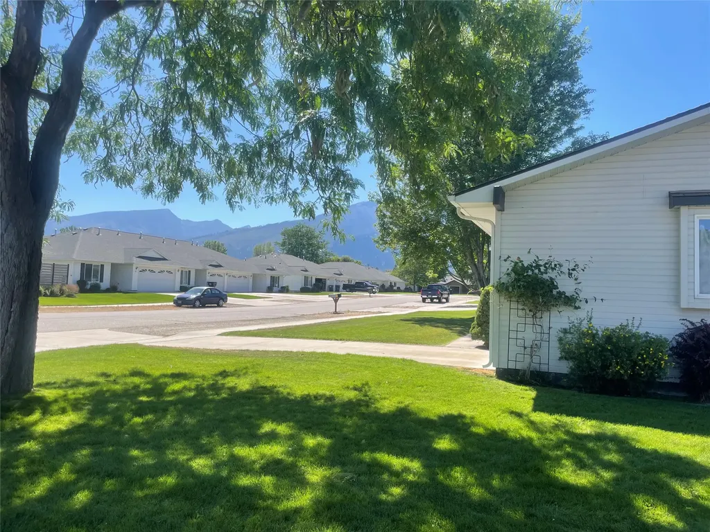 904 B Canyon View Loop Hamilton MT 59840