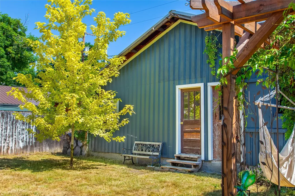 1213 3rd Avenue E Kalispell MT 59901