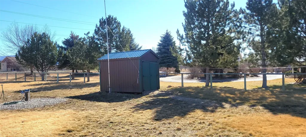 393 Aspen Wood Drive Stevensville MT 59870