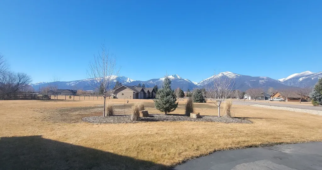 393 Aspen Wood Drive Stevensville MT 59870