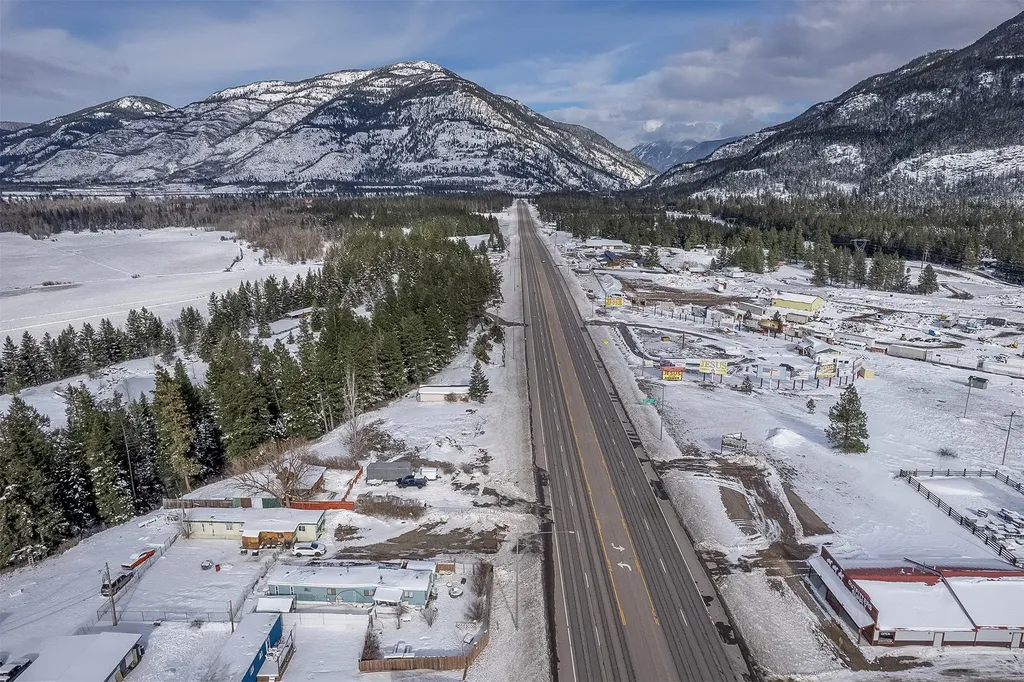 7386 Us Highway 2 E Columbia Falls MT 59912