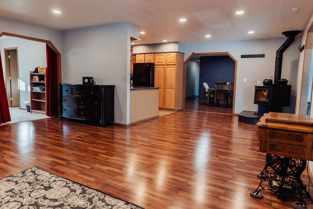 413 33rd Avenue NE Great Falls MT 59404