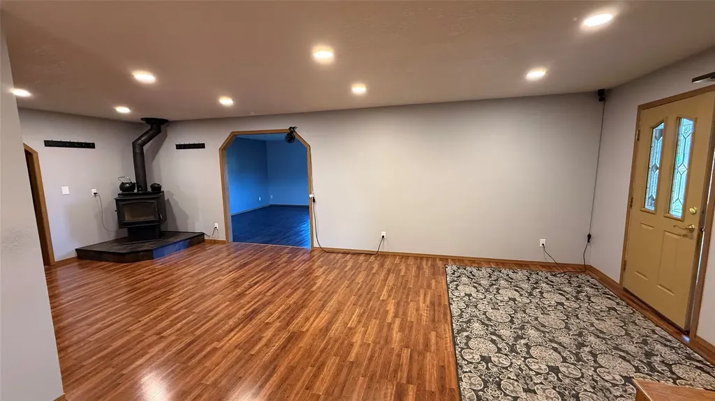 413 33rd Avenue NE Great Falls MT 59404