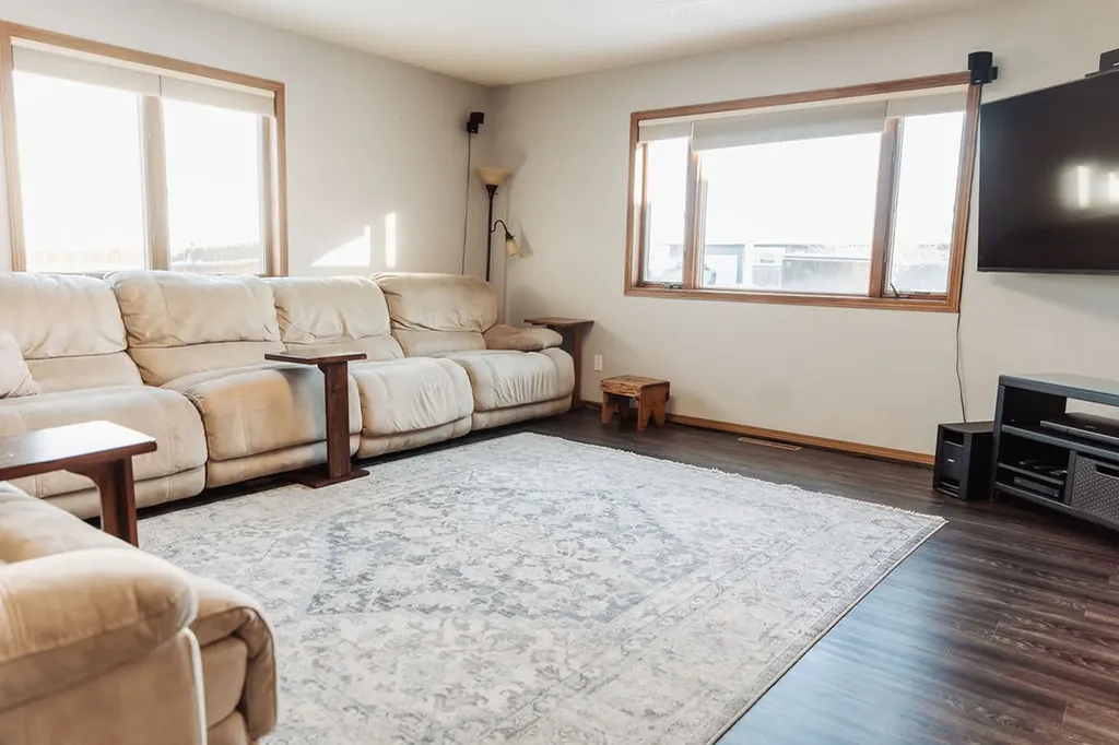 413 33rd Avenue NE Great Falls MT 59404